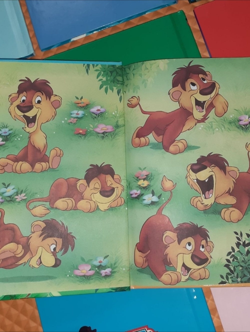 11 Walt Disney Medium (9 x 6 inches) Wonderful World of Reading Books Collection - Picture 4 of 6